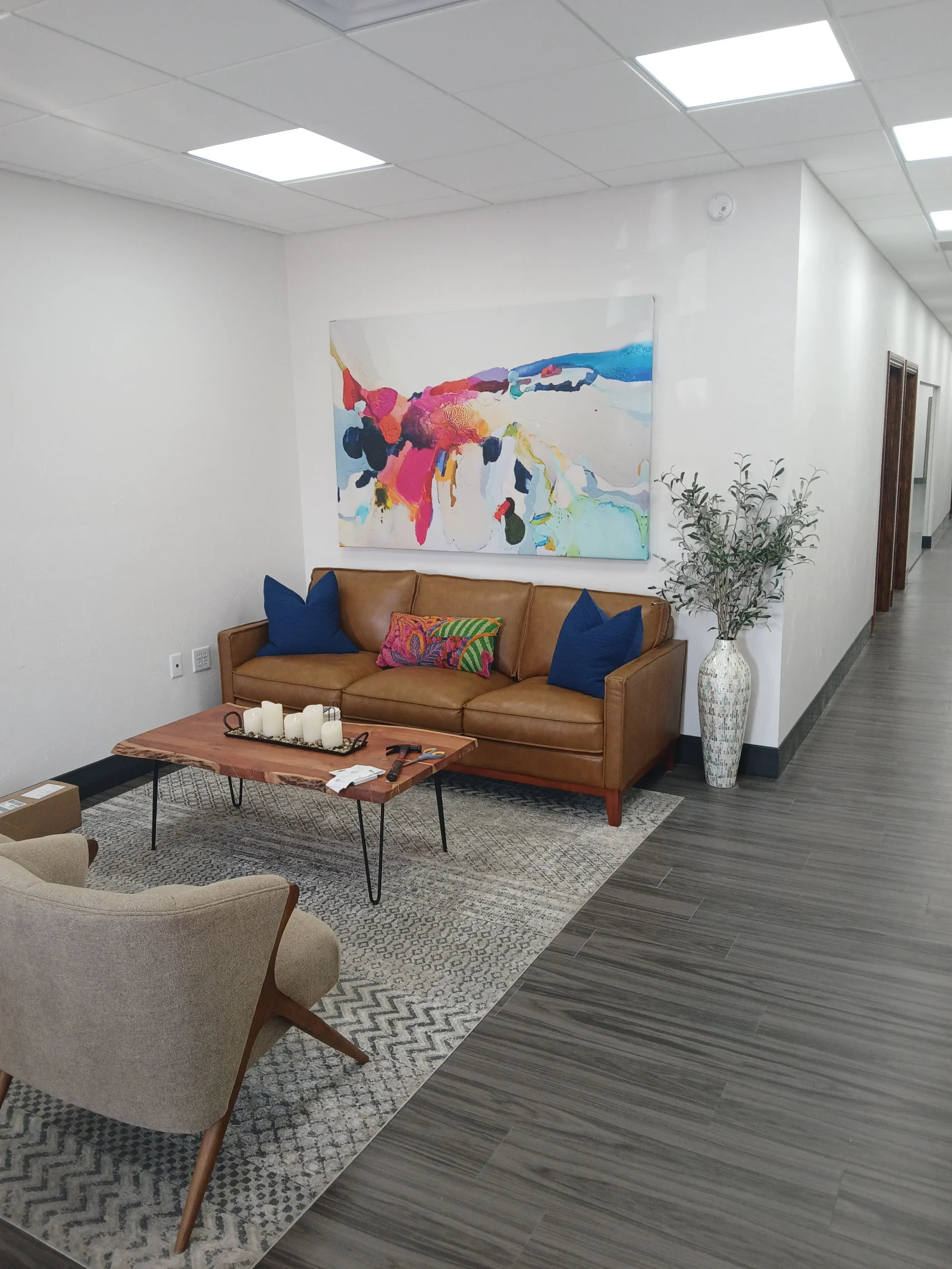 Commercial Office Lounge Renovation