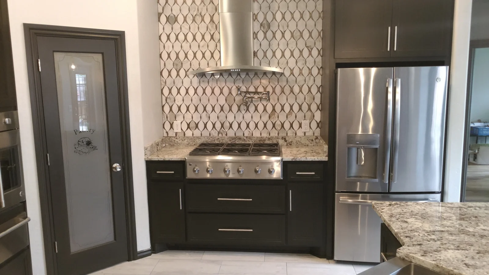 Modern Kitchen Remodel with Custom Cabinetry